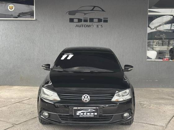 VOLKSWAGEN JETTA 2.0 COMFORTLINE FLEX 4P TIPTRONIC